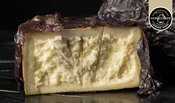 Pecorino Stagionato al Rum e Tabacco - un quarto